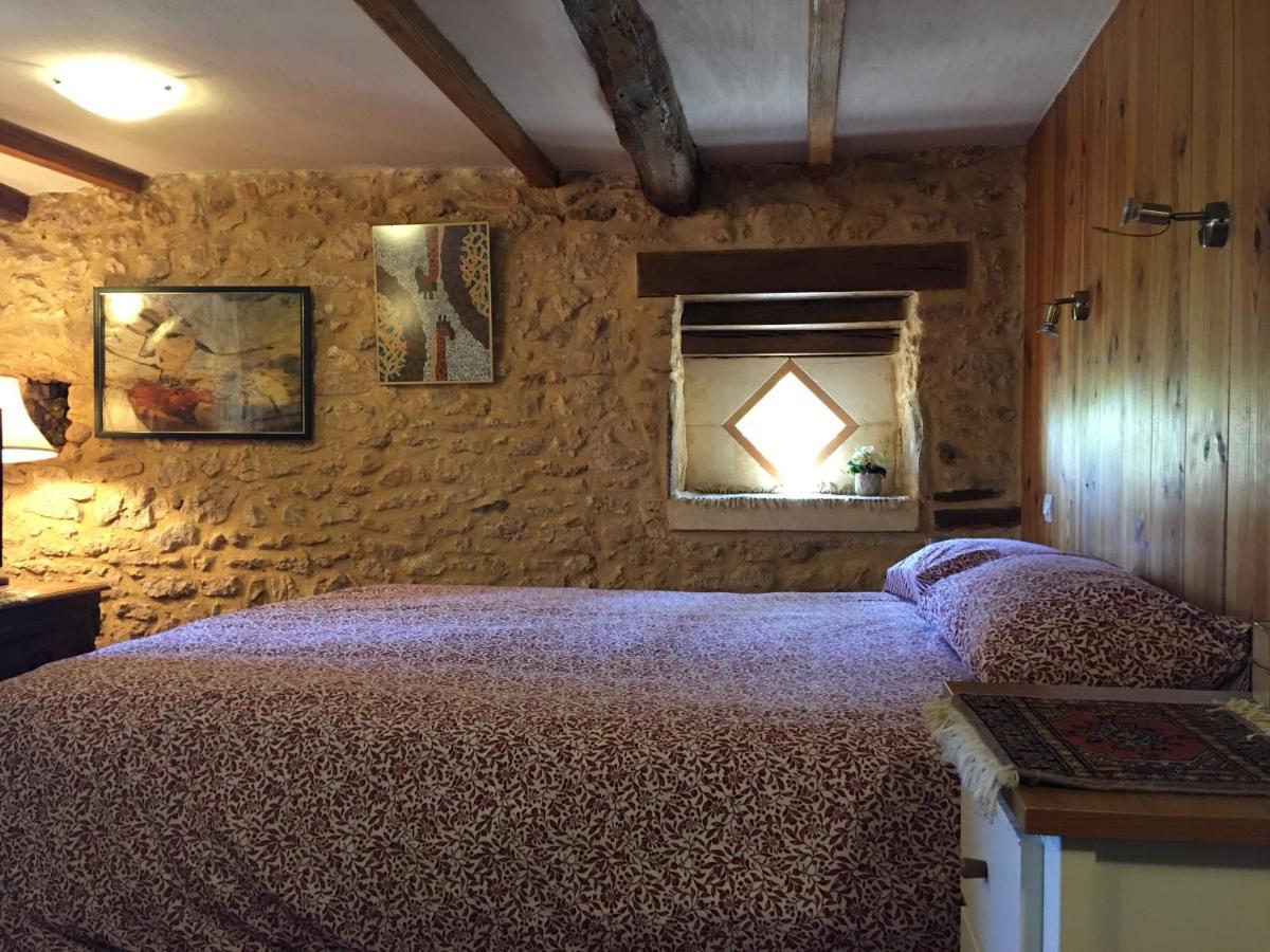 Chambres D'Hotes Les Coustilles Saint-Alvère Exterior foto